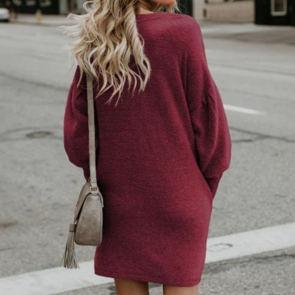 Gorgeous Loose fitting Burgundy Sweater Dress - Picture 4 of 7